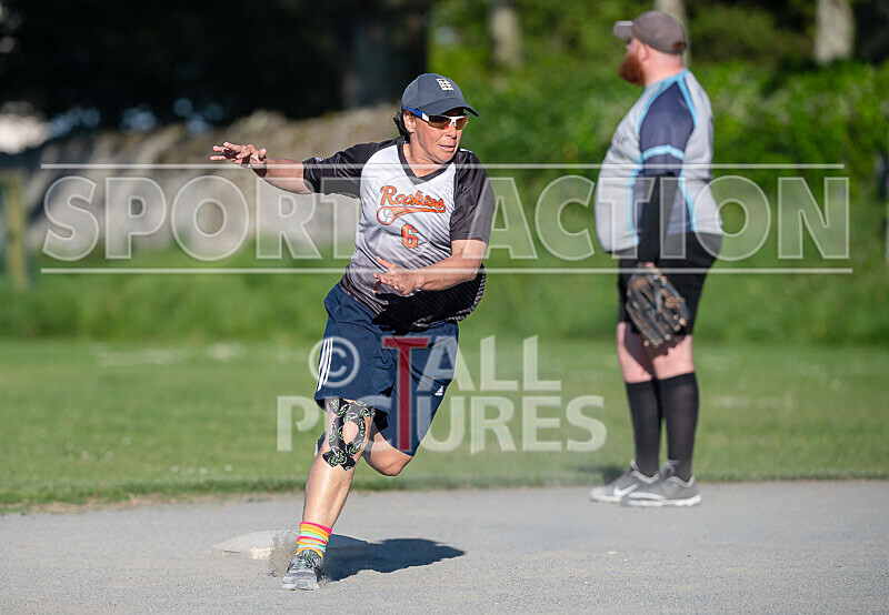 Softball_Rookies v Buccaneers-54 - ROOKIES v BUCCANEERS