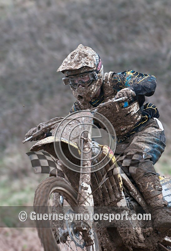Moto-X_19-02-11-20 - MOTO-X_19-02-2011