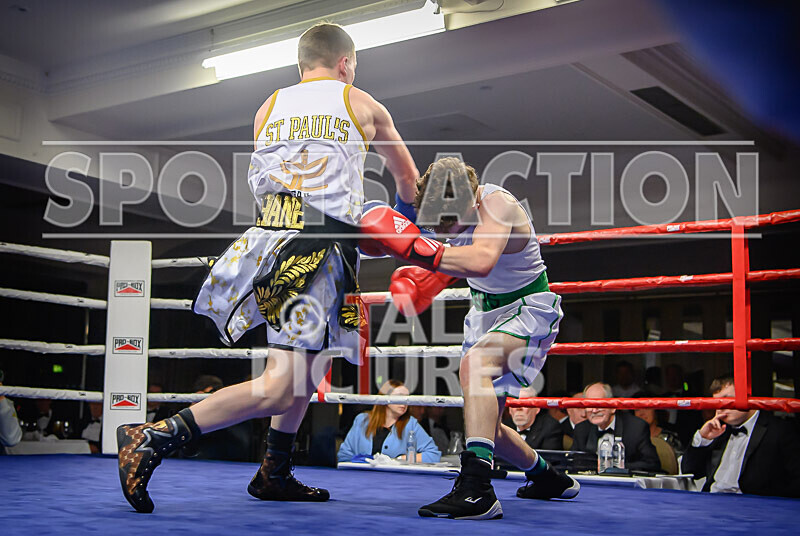 BOUT- 10 - Tom Teers v Shane Smith-49 - BOUT: 10 - Tom Teers v Shane Smith
