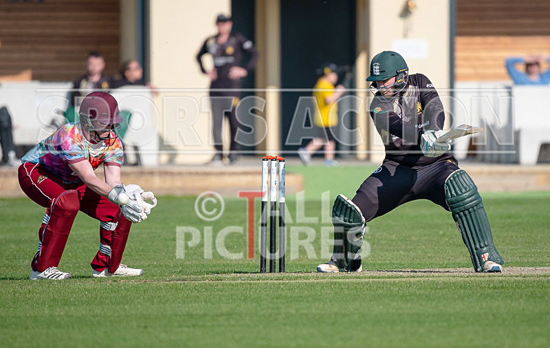 Cannaccord Griffins v Sparsholt-31 - CANNACCORD GRIFFINS v SPARSHOLT