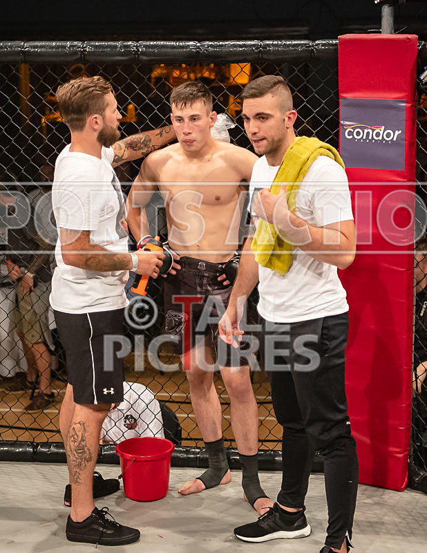 BOUT-12- Sean Reive v Tom Schmeidhuber-28 - BOUT-12: Sean Reive v Tom Schmeidhuber