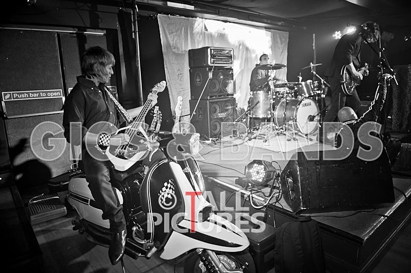 Thee Jenerators-237 - THEE JENERATORS