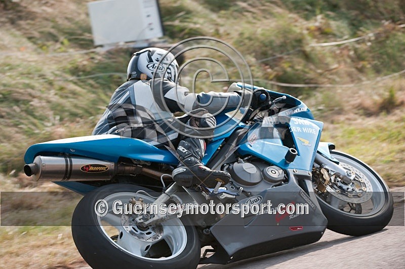 Ald Hill Bike-11 - ALDERNEY HILL CLIMB 2009