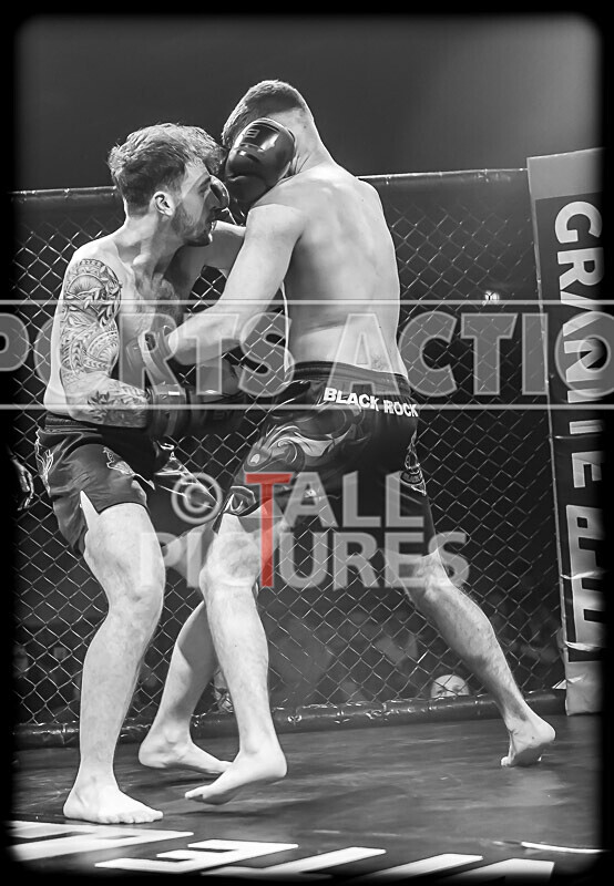 BOUT- 1 - Joe Wilson v Jake Fletcher-11 - BOUT: 1 - Joe Wilson v Jake Fletcher