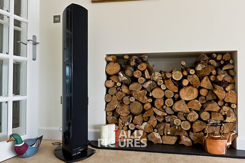 Avolution_Shoot-4-4 - LARGE FITTED SCREEN