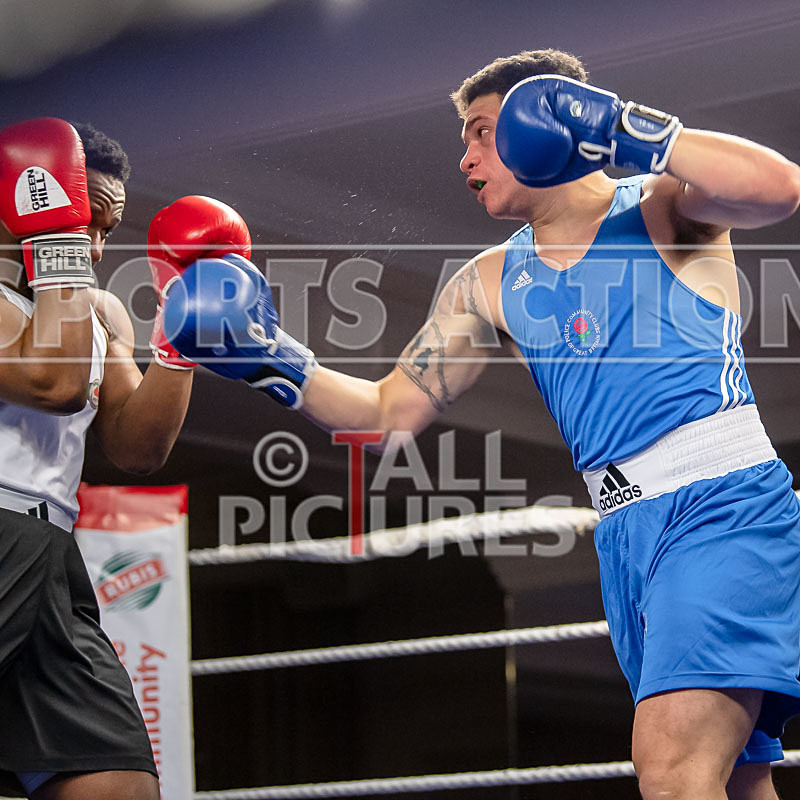 BOUT-7_Oblie Botchway v Mason Small-14 - BOUT-7_Oblie Botchway v Mason Small