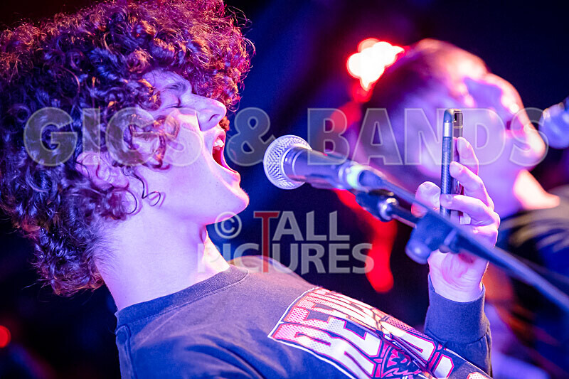 Shameless-15 - SHAMELESS