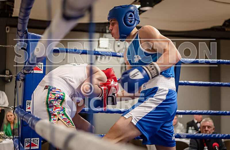 BOUT 5 - Ethan Le Moignan v Yoan Slaveykov-17 - BOUT 5 - Ethan Le Moignan v Yoan Slaveykov