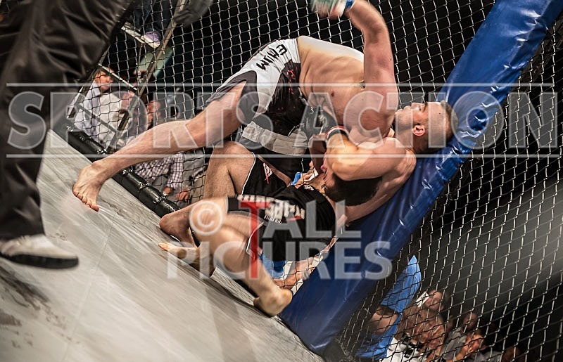 Cage Fighting_2012_Bout 11-6 - BOUT-11