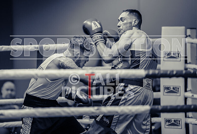 BOUT 13_Billy Poullain v Arran Devine-40 - BOUT 13_Billy Poullain v Arran Devine