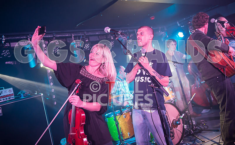 Buffalo Huddleston-17 - BUFFALO HUDDLESTON