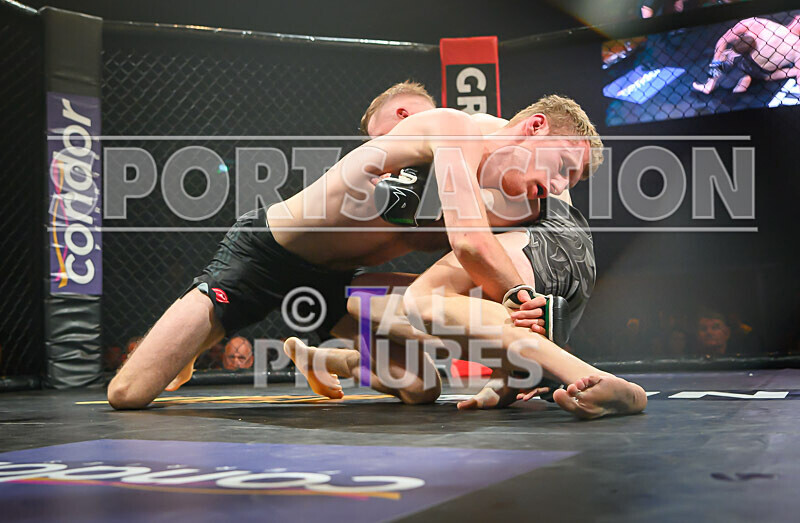 BOUT- 13 - Joe Graham v Sam Pearce-10 - BOUT 13 - Joe Graham v Sam Pearce