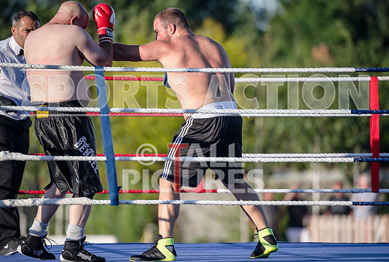 BOUT-8- Sam Steventon v Dave The Bomber Thorn-30 - BOUT-8: Sam Steventon v Dave 'The Bomber' Thorn