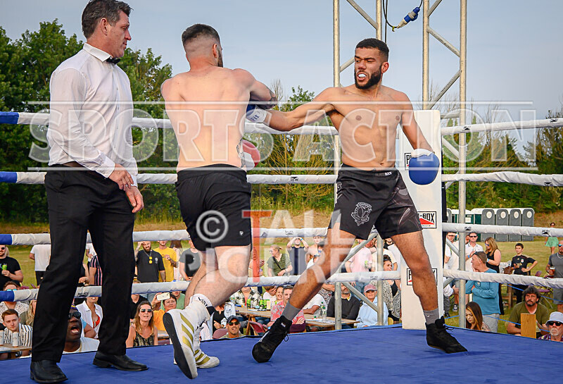 BOUT 12 - Dom Boyce v Koen Kraken Le Prevost-42 - BOUT 12 - Dom Boyce v Koen 'Kraken' Le Prevost