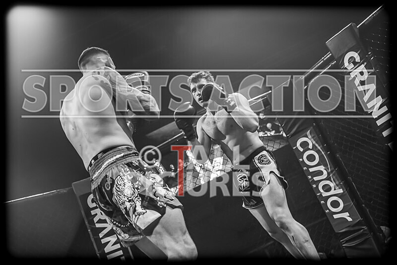 BOUT- 10 - Johan Pols v Ralph Pickering-48 - BOUT 10 - Johan Pols v Ralph Pickering