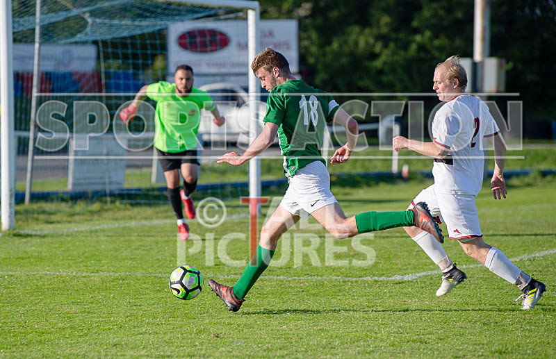 Guernsey v Upton Park-33 - GUERNSEY v UPTON PARK