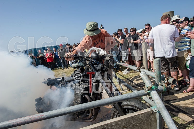 Chaos 2013_Burn-outs-43 - BURN-OUTS - TATTOOS & CHILLI