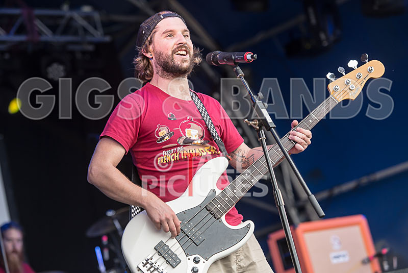 Honest Crooks-104 - HONEST CROOKS