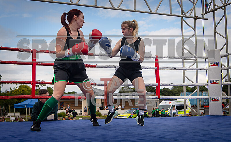 BOUT 9- Lauren Thunder Damage Hallett v Dee the Machine Marsden-16 - BOUT 9- Lauren 'Thunder Damage' Hallett v Dee 'the Machine' Marsden
