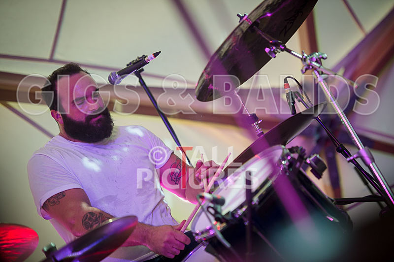 The Graveltones-17 - THE GRAVELTONES