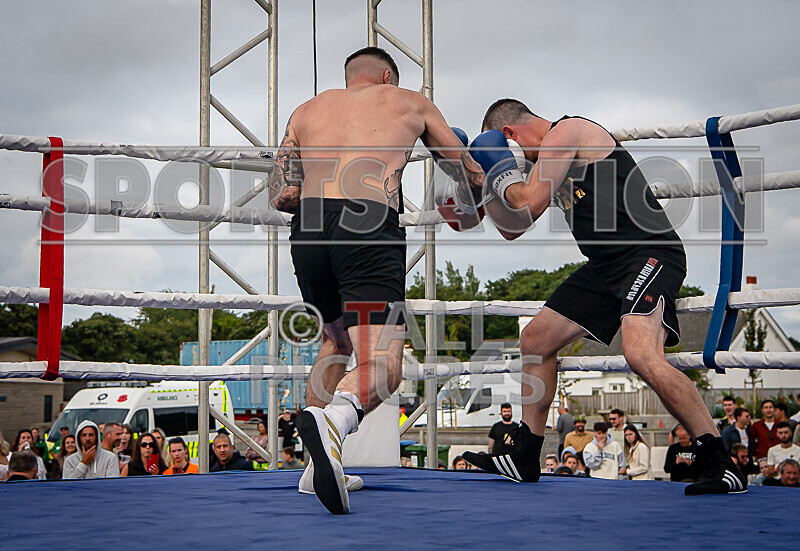 BOUT 14- Koen Kraken Le Prevost v Alec the Bomber Bailey-22 - BOUT 14- Koen 'Kraken' Le Prevost v Alec 'the Bomber' Bailey
