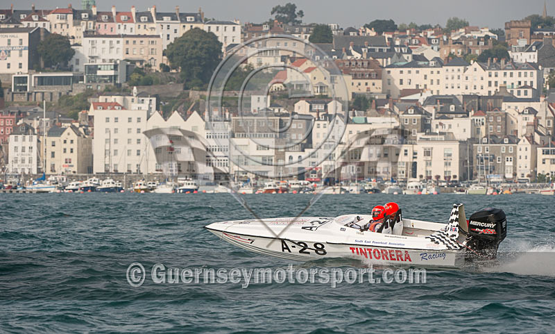Worlds Powerboats_2014_Race-2-215 - UIM CLASS 3A & 3B WORLD OFFSHORE CHAMPIONSHIP_RACE-2