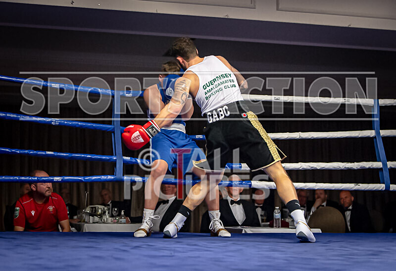 BOUT 10_Billy Le Poullain v Josh Bridges-37 - BOUT 10_Billy Le Poullain v Josh Bridges