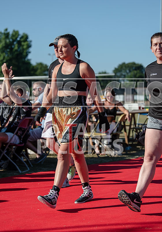 BOUT-2- Georgie The Cyclone Smith v Kayleigh White-3 - BOUT-2 Georgie 'The Cyclone' Smith v Kayleigh White