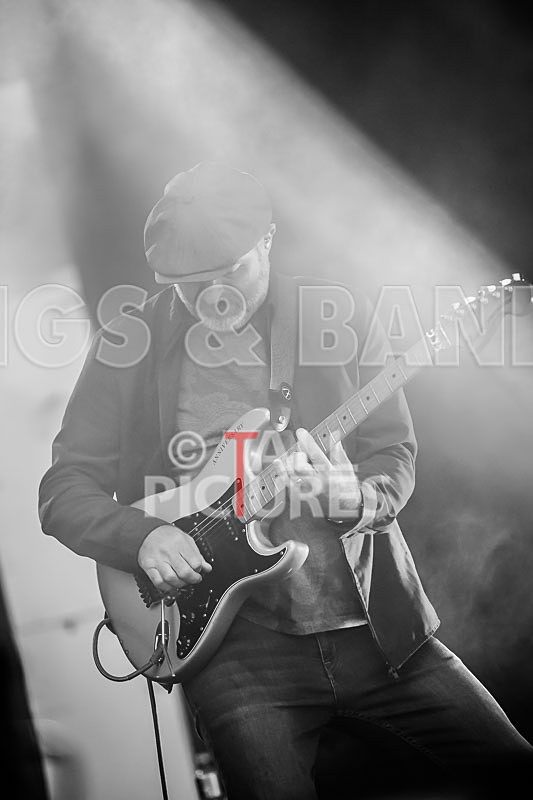 Happy Mondays-44 - HAPPY MONDAYS