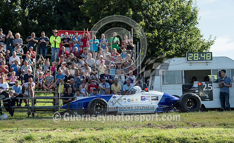 Guernsey National_2014_CAR-150 - GUERNSEY NATIONAL 2014 - CARS