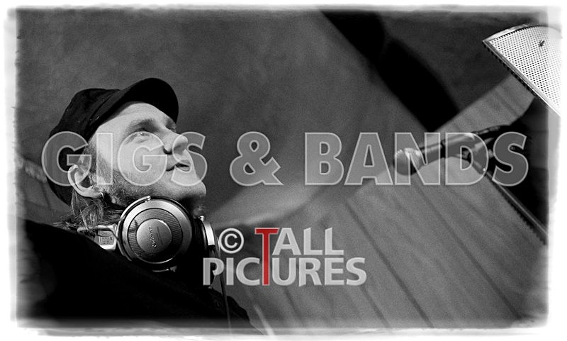 Teaspoonriverneck Studio Session-25_BW - TEASPOONRIVERNECK