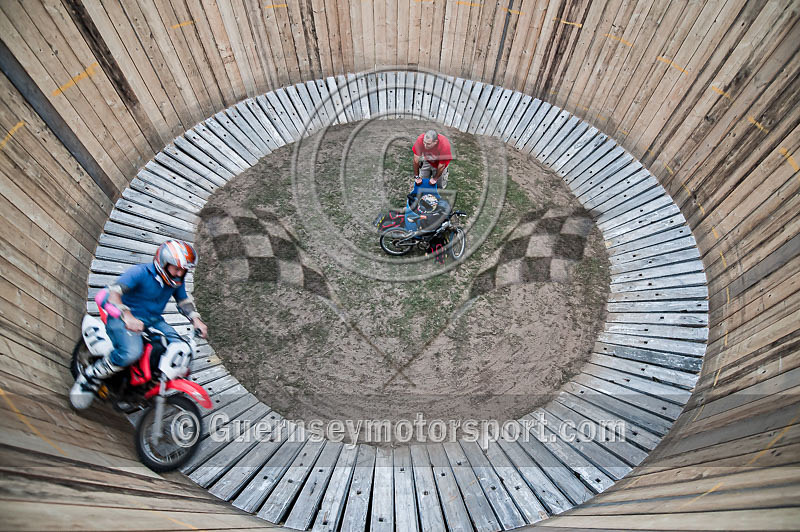 The Wall of Death-27 - PIERRE RIVE'S WALL OF DEATH