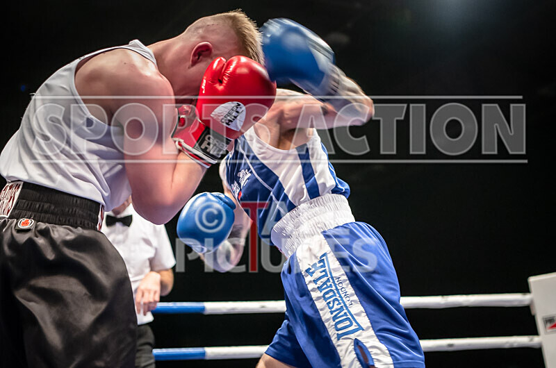 Bout 16_Mason Smale v Liam Fox-20 - Bout 16_Mason Smale v Liam Fox