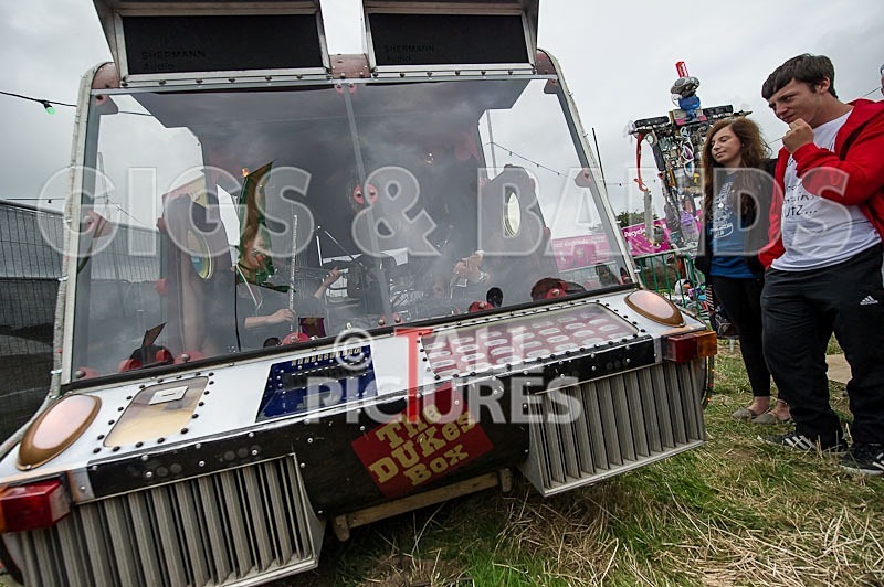 The Dukes Box-8 - THE DUKES BOX