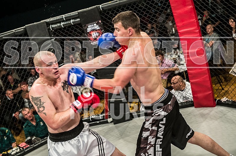 Cage Fighting_2012_Bout 4-8 - BOUT-4