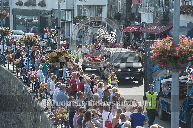 Powerboat Parade_2014-15 - UIM WORLD OFFSHORE CHAMPIONSHIP BOAT PARADE