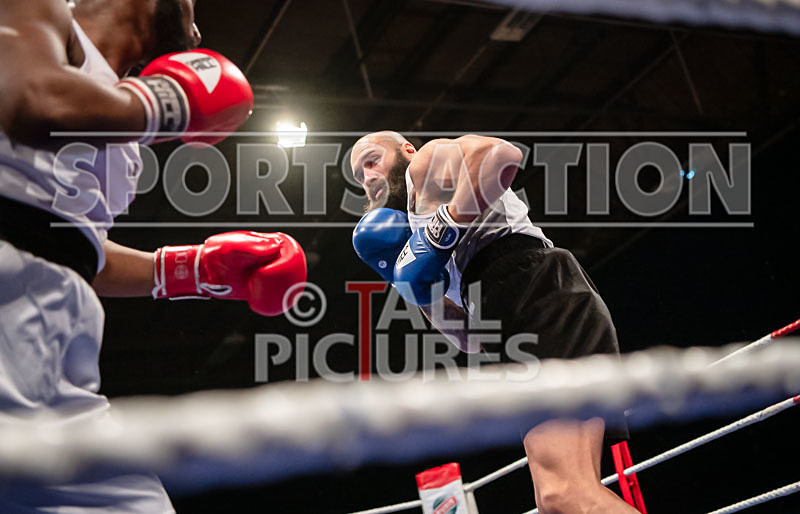 BOUT-13 - Oblie Botchway v Lewis Oakford-15 - BOUT-13 - Oblie Botchway v Lewis Oakford