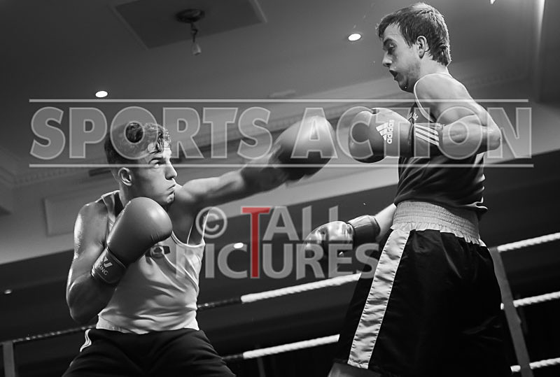 Bout 8_Billy Le Poullain v Philip Price-16 - BOUT 8_Billy Poullain v Phillip Price
