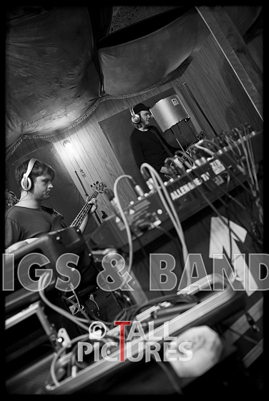 Teaspoonriverneck Studio Session-61_BW - TEASPOONRIVERNECK