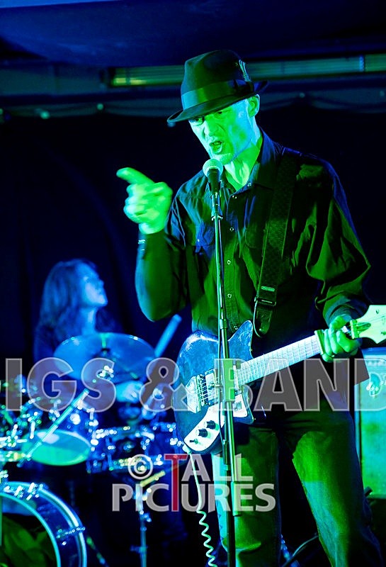 Crash n Slide-10 - CRASH N SLIDE