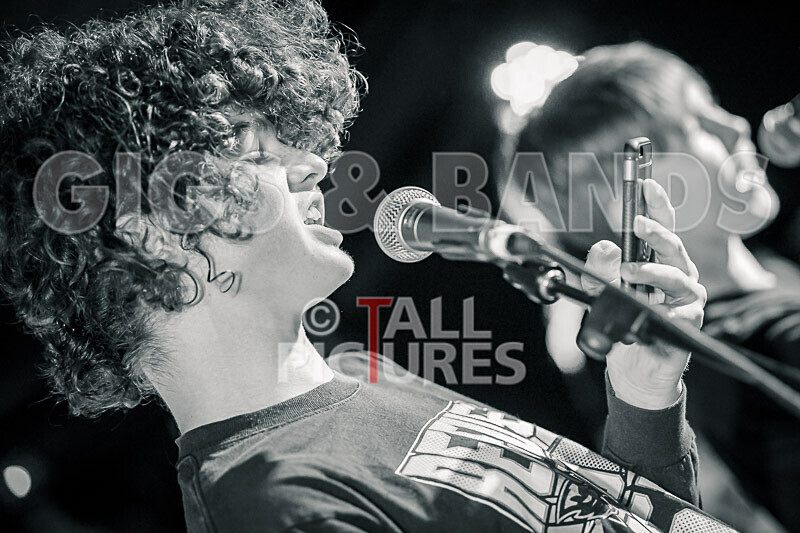 Shameless-35 - SHAMELESS