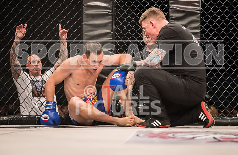 Josh Meadowcroft v Jake Brookfield-42 - BOUT-11 Josh Meadowcroft v Jake Brookfield