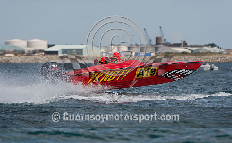 Powerboat_2014_Race-8-91 - RACE-8