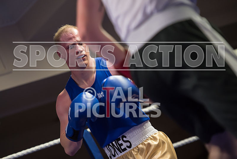 Bout 10_Chris Summer v Joe Jones-30 - BOUT 10_Chris Summer v Joe Jones