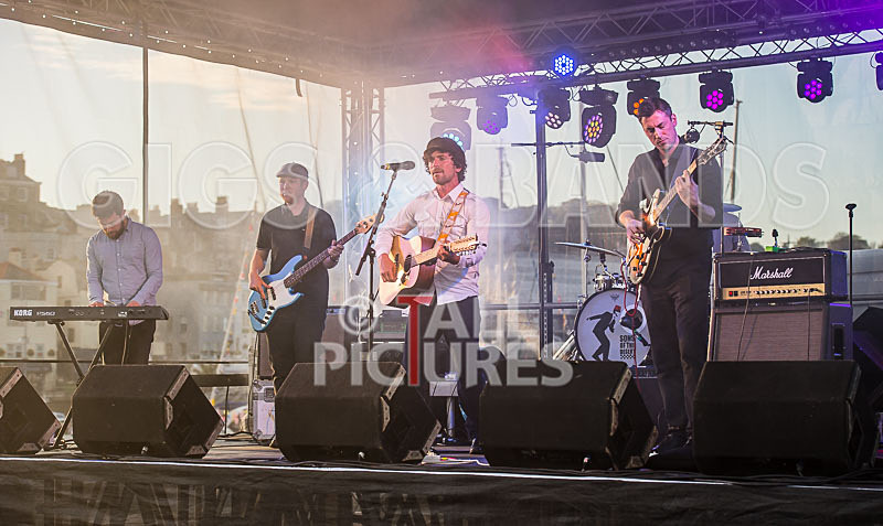 The Secret Smiles-47 - THE SECRET SMILES