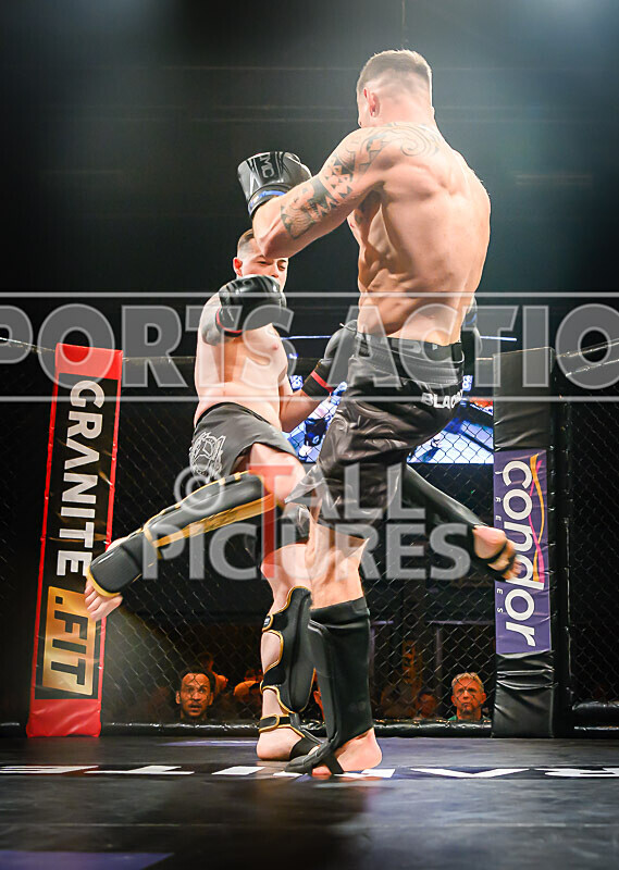 BOUT- 4 - Clayton Taylor v Alex Atkinson-8 - BOUT 4 - Clayton Taylor v Alex Atkinson