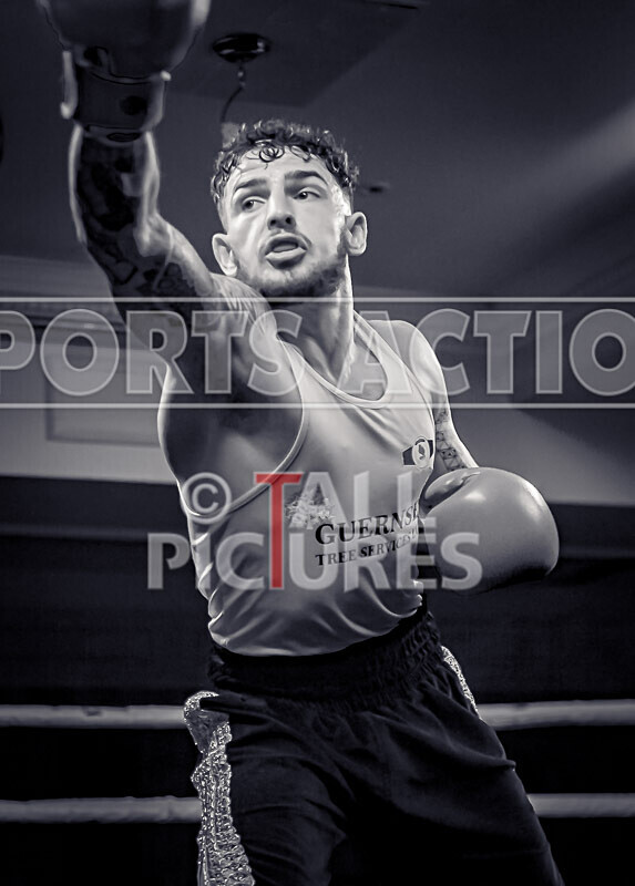 BOUT 10_Billy Le Poullain v Josh Bridges-30 - BOUT 10_Billy Le Poullain v Josh Bridges