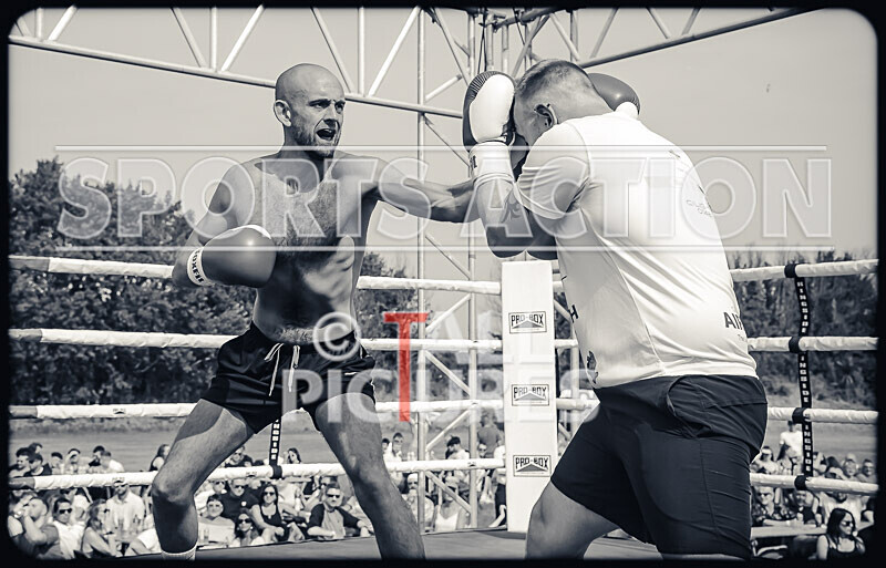 BOUT 3 - Dangerous Dan Cavanagh v Tim Scrappy Doo Rogers-18 - BOUT 3 - 'Dangerous' Dan Cavanagh v Tim 'Scrappy Doo' Rogers