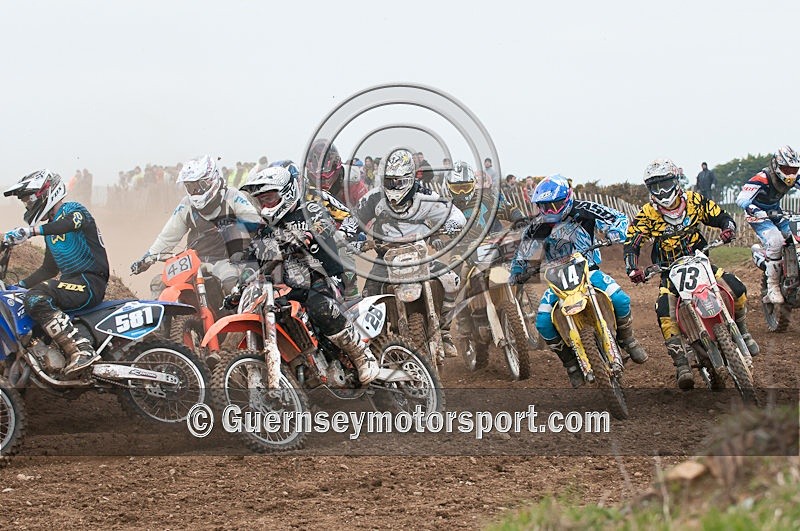 Moto-X_05-03-11-36 - MOTO-X_05-03-2011