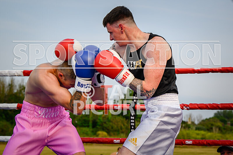 BOUT 11 - Raging Bull Jay Rive v Reece the Bomber Blondel-86 - BOUT 11 - 'Raging Bull' Jay Rive v Reece 'the Bomber' Blondel